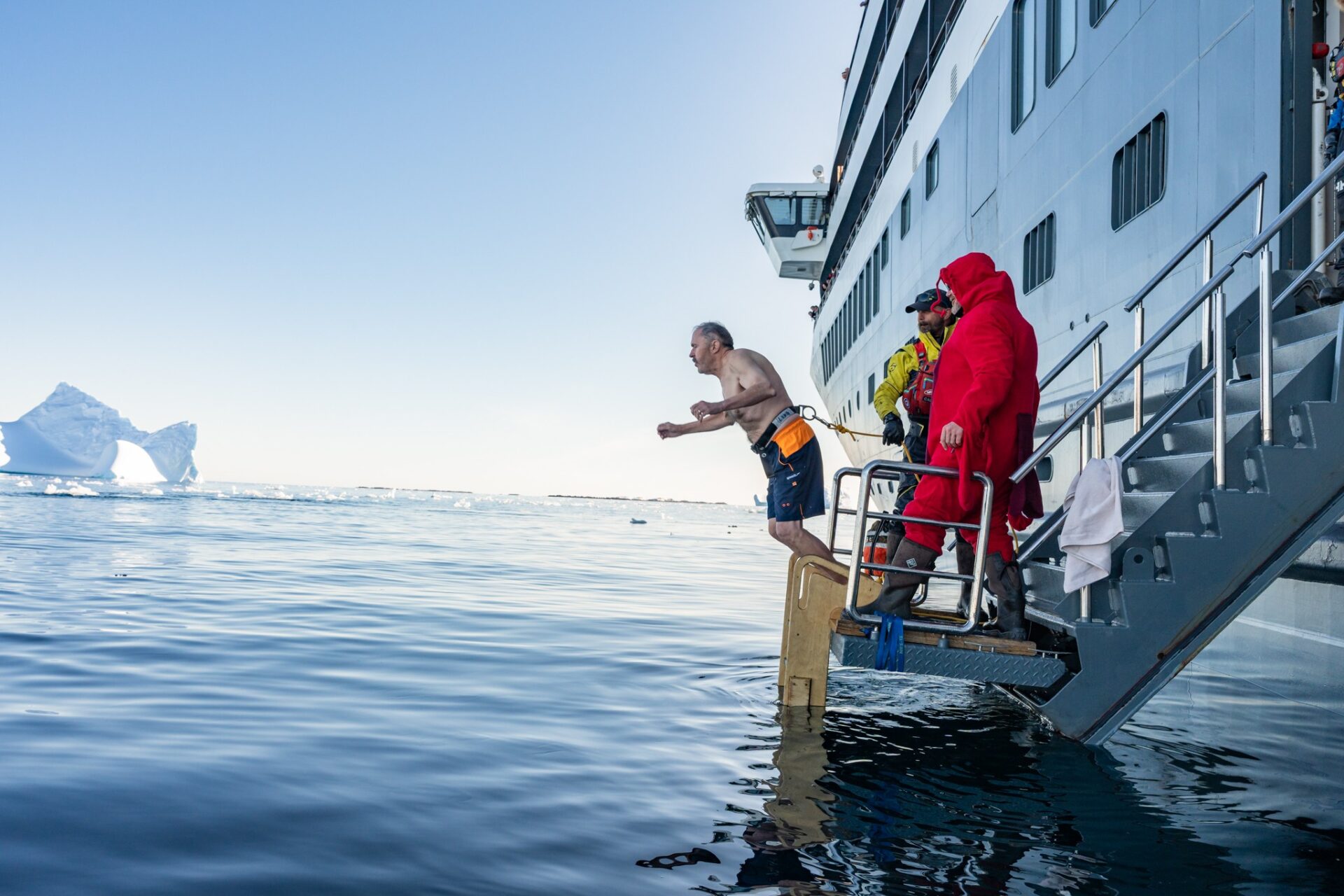 You are currently viewing ‘The plunge,’ and the final days of my Antarctic expedition